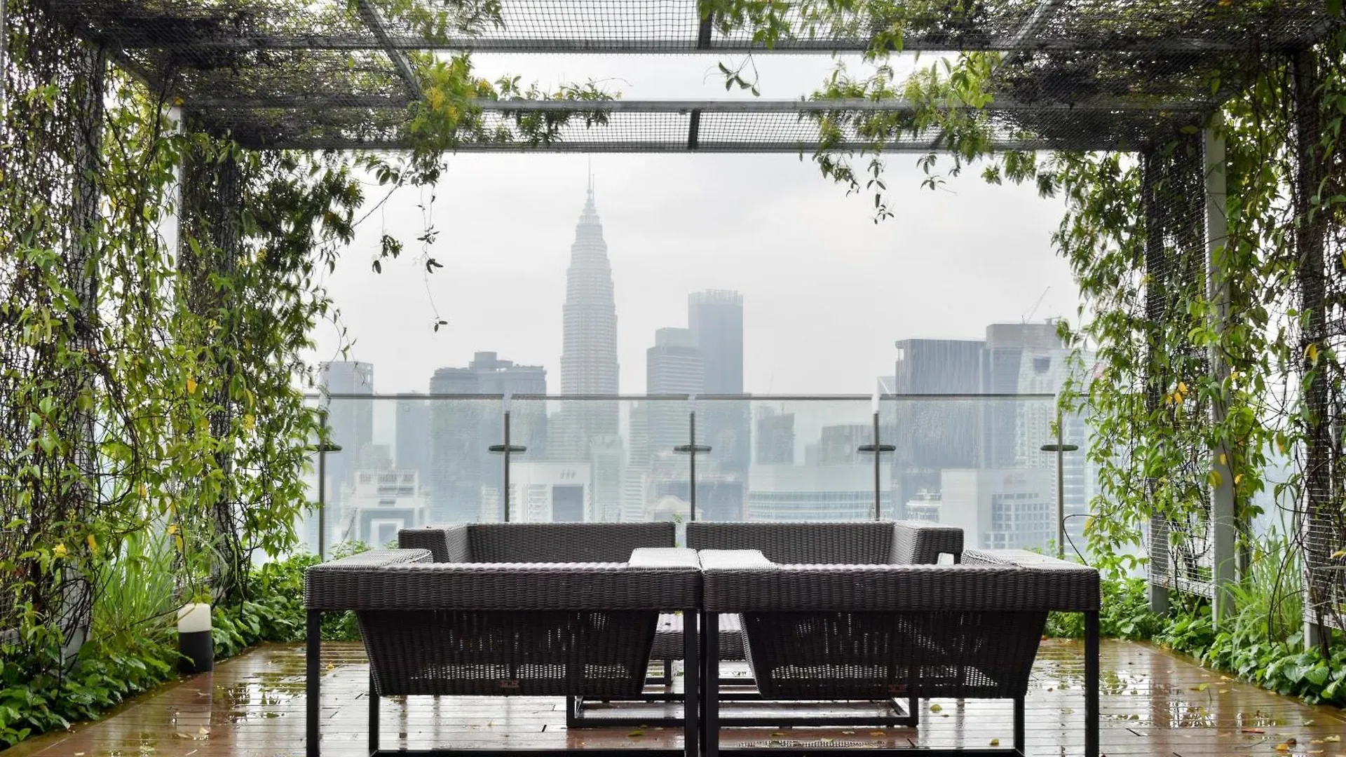 Apart Otel Romantic Log Cabin - Walk To Kl Tower, Klcc, Bukit Bintang Kuala Lumpur